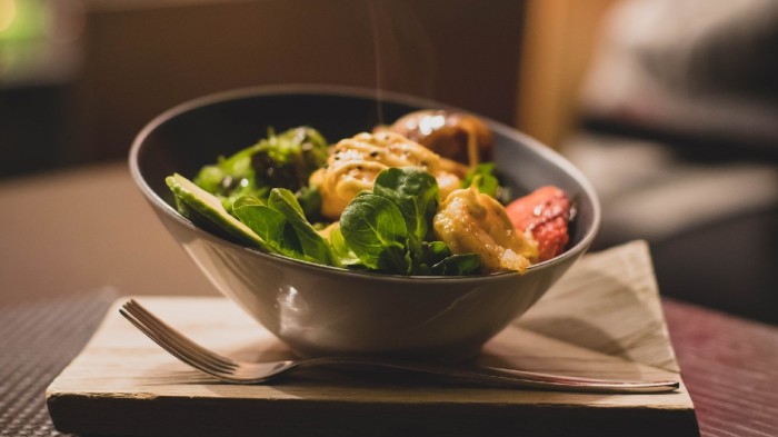 Looking for a unique alternative to a buffet – why not offer your guests bowl food options!